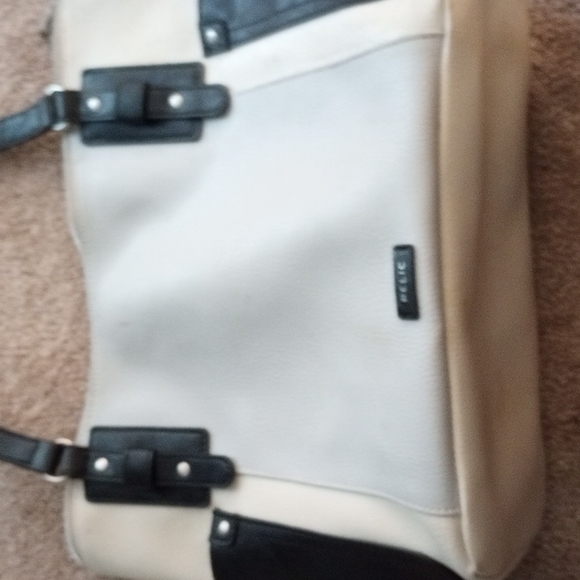 Bags - Picture 4 of 5